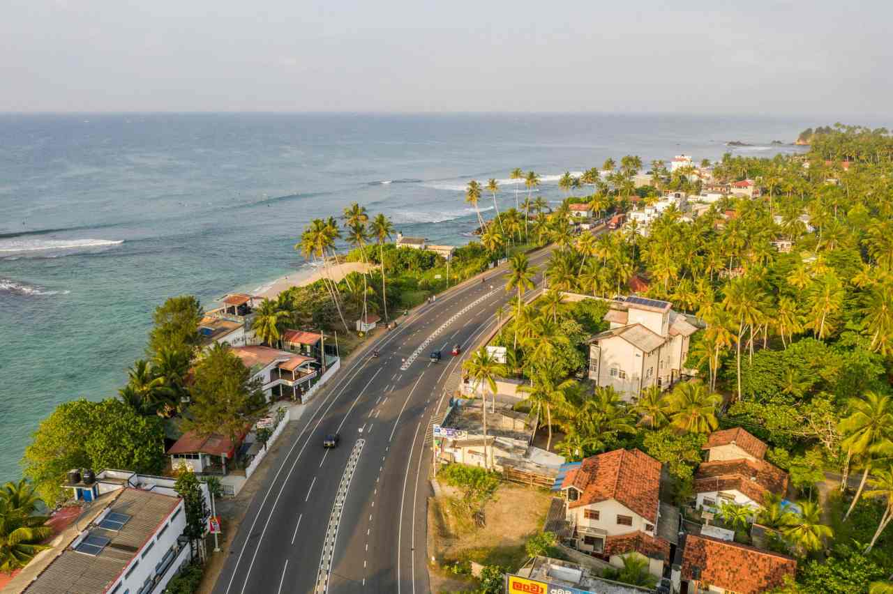 6 of the perfect highway journeys in Sri Lanka